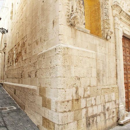 Essentia Rooms- Ortigia Holidays Syrakusa Exteriör bild